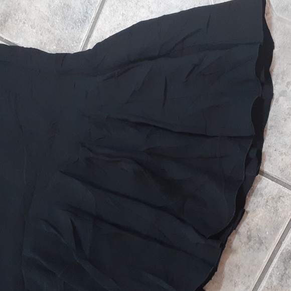 Armani Collezioni women’s skirt black size 12 - Picture 2 of 5